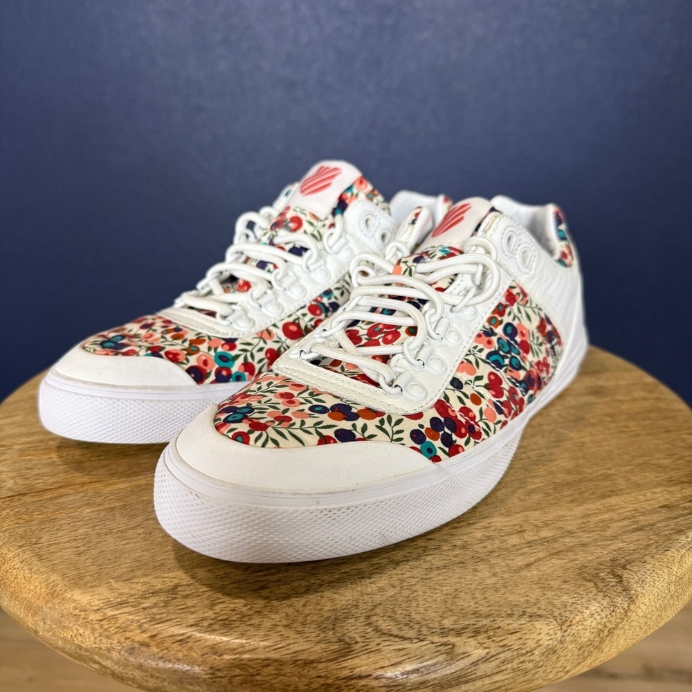 K-Swiss NWT Women's Liberty Floral White Sneakers | Size 7.5